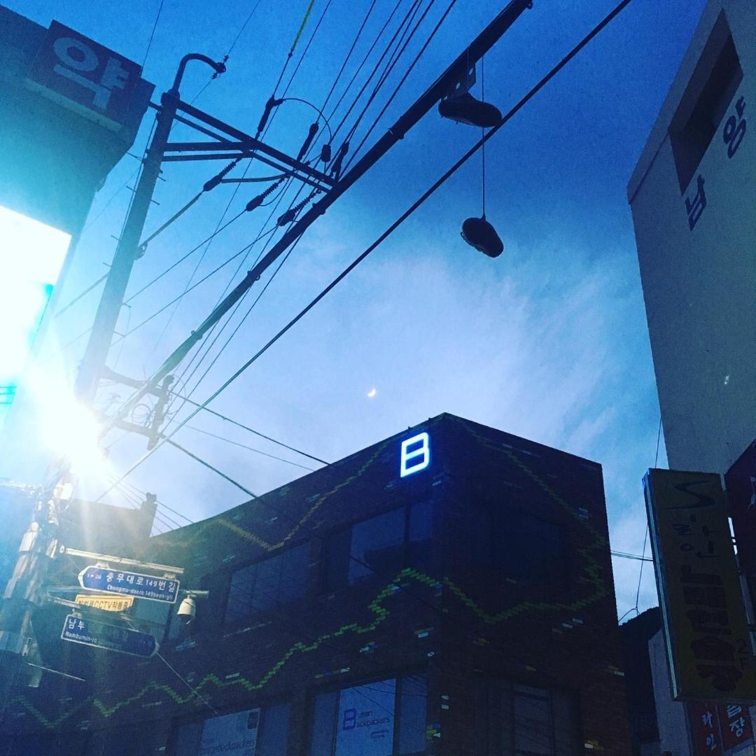Busan Backpackers Экстерьер фото