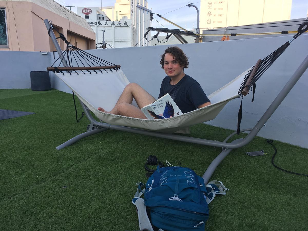 Busan Backpackers Экстерьер фото