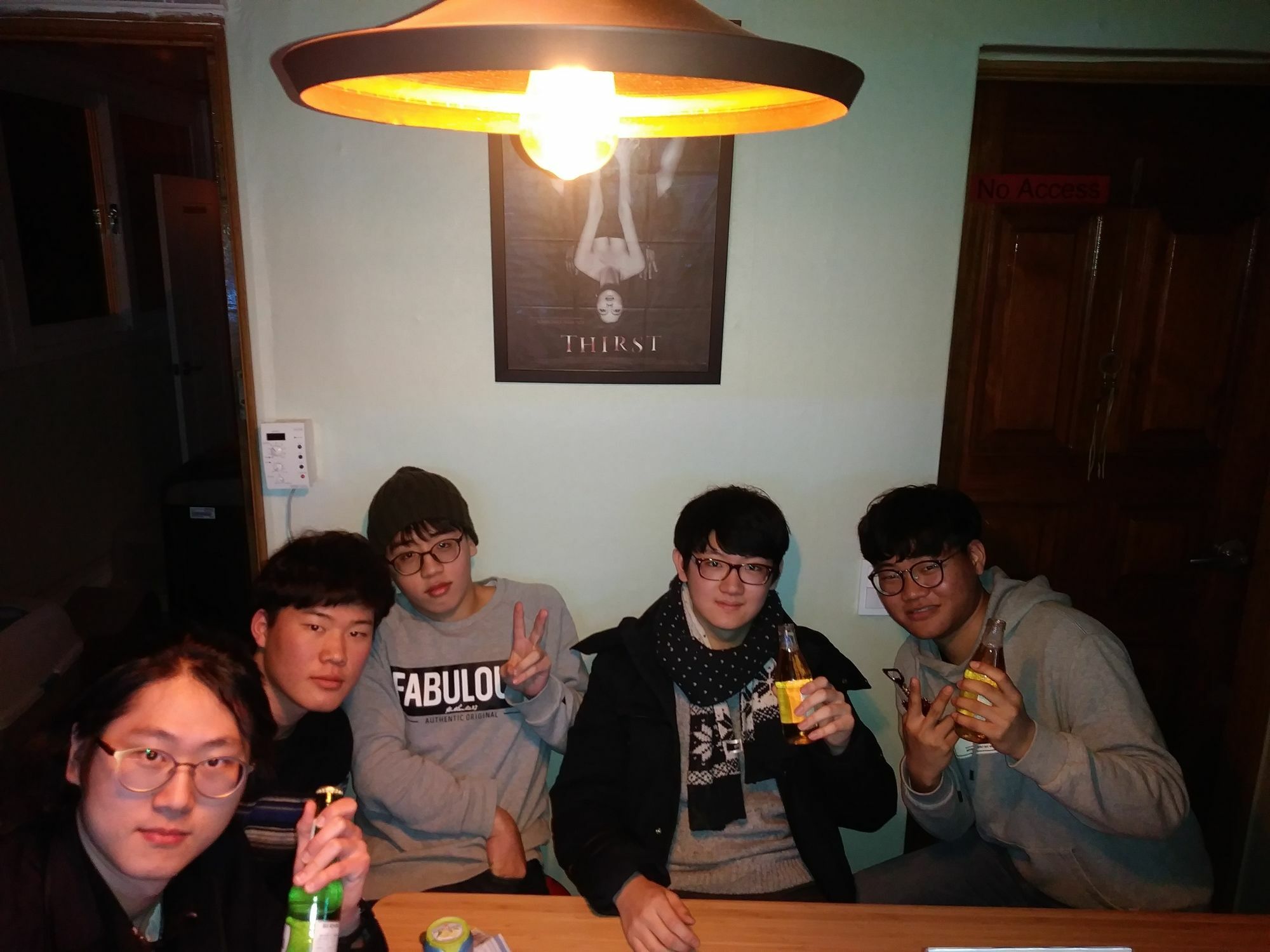 Busan Backpackers Экстерьер фото
