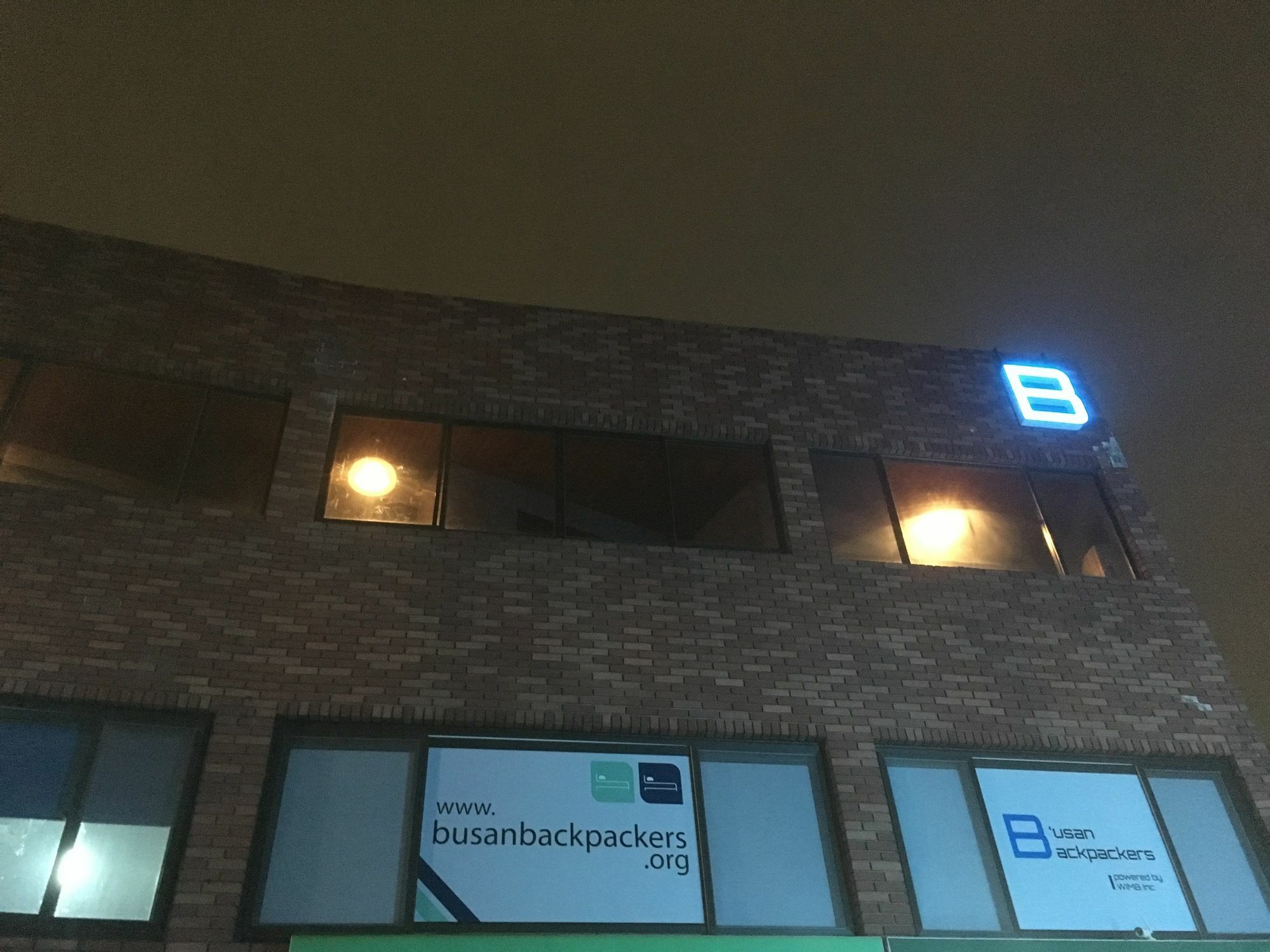 Busan Backpackers Экстерьер фото